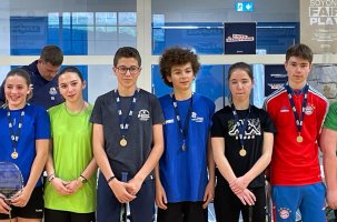 Les élèves du collège Jules Vallès aux championnats départementaux de badminton au Puy
