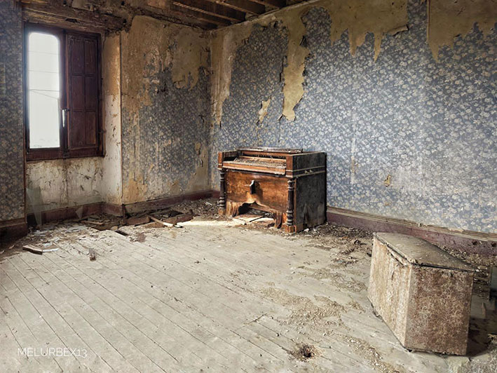 Exposition : Ouverture vers un monde oublié_Le Puy-en-Velay