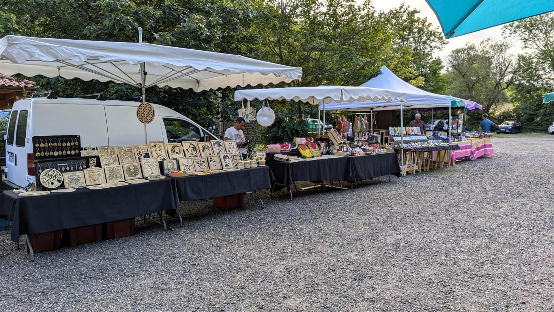 Marché du soir_Vieille-Brioude