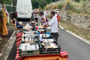 EVE-Vide-grenier-affiche