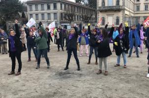 Place du Breuil, flash mob lors de la journée internationale des droits des femmes