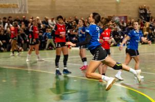 Joanna Fraisse du SGBHB, sacrée meilleure joueuse du match.