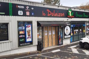 Le bar-tabac Le Dolaizon 2.0 a rouvert à 100% malgré les travaux.
