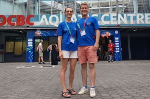 Esther Hodges et Martin Garet, héros ponot à Singapour. 
