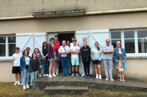 Jeunes et encadrants ont collaboré pour terminer le chantier