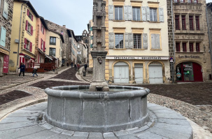 La Fontaine de l’Ange a été officiellement réceptionnée et remise en eau aujourd'hui