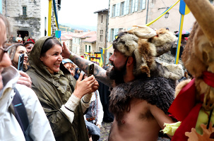 De la joie, de la gaieté et des sourires... c'est ça le Roi de l'Oiseau, jusqu'à la fin.
