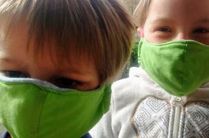 Leur pétition en-ligne "Stop au masque pour les enfants", lancée le 22 novembre, a recueilli quelque 80 signatures à ce jour.
