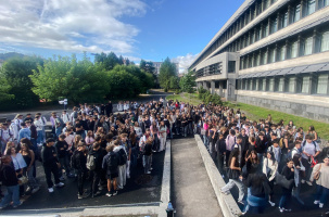 Premier pas des élèves de seconde au lycée Simone Weil