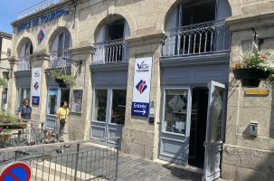 Les enquêteurs missionnés par le PNF en visite au Puy-en-Velay.