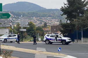 Les raisons du déploiement restent encore secrètes. 