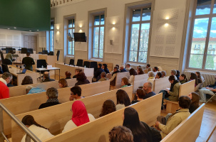 Dans les entrailles du tribunal judiciaire du Puy-en-Velay.