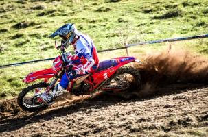 600 motos vont traverser des zones protégées de la Haute-Loire pendant 6 jours.