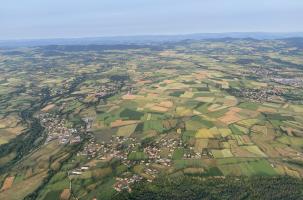 La montgolfière a décollé de Saint-Vidal pour survoler la zone jusqu'à Polignac.