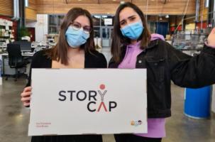 Des étudiants pleins d'idées avec leur jeu StoryCap