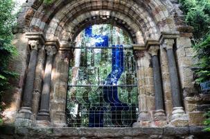 La Porte de Vorey a été construite au 12è siècle pour le prieuré de Vorey. 