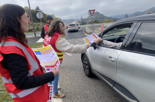 Près de 2 000 tracts ont été distribués