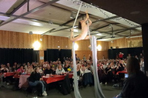 Spectacle de tissu aérien La Clandestine