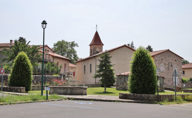 Le Monteil, petite commune où se déroulent d'intenses combats d'idées opposées.