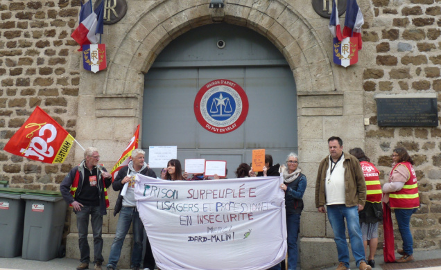Le SPIP43 mobilisé devant la maison d'arrêt du Puy