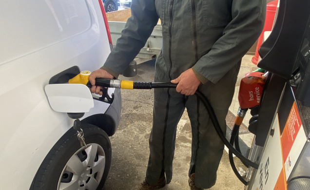 Des prix record à la pompe