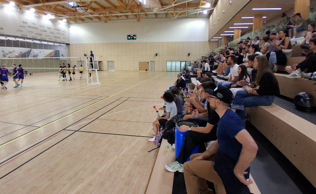 Des gradins presque pleins pour l'occasion