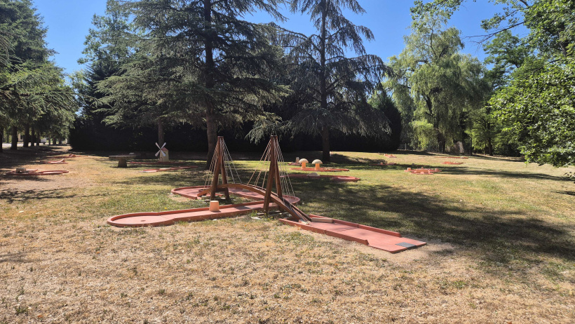 Le mini-golf récemment installé