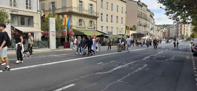 La marche reprend