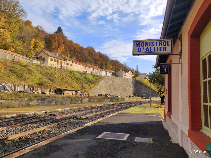 La gare de Monistrol d'Allier va enfin de se mettre en train après 5 mois de congés forcés