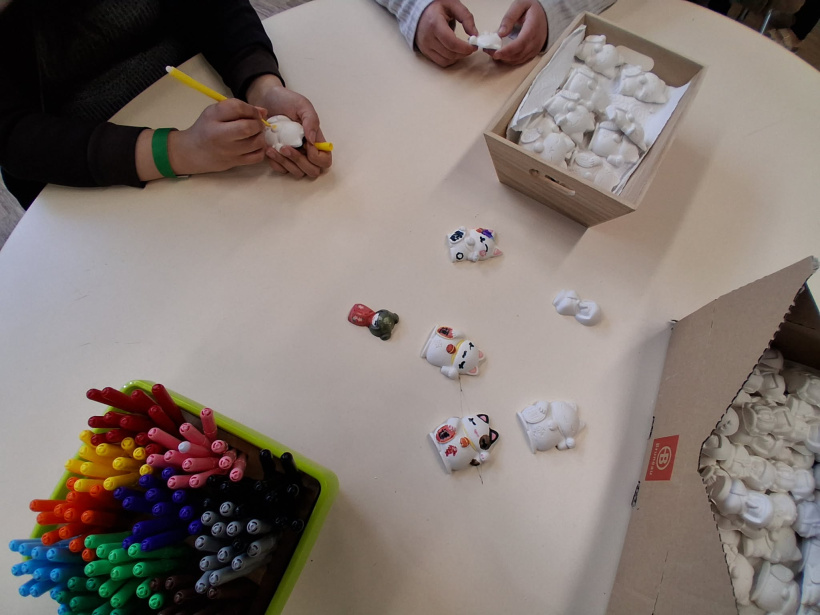 Atelier peinture de maneki-neko