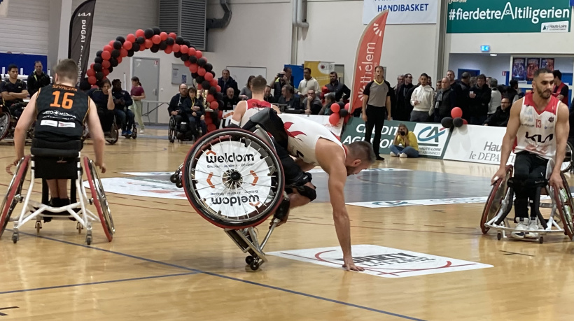 Le basket fauteuil : un sport physique !