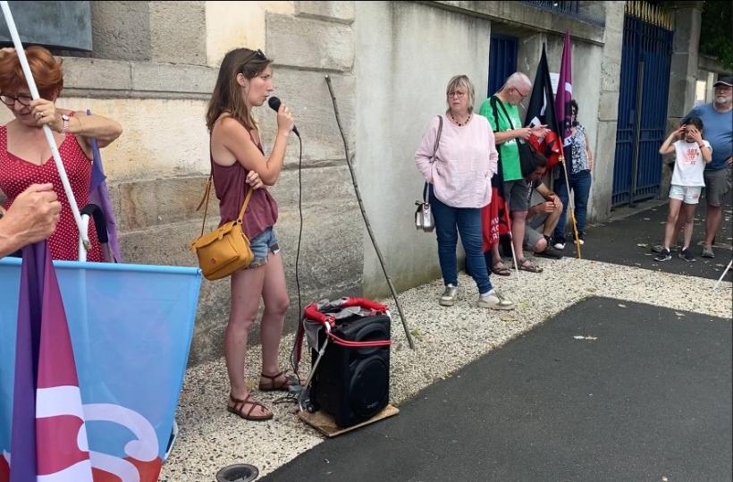 "Ce n’est pas normal que nous soyons si peu aujourd’hui au Puy !" Azelma Sigaux. 