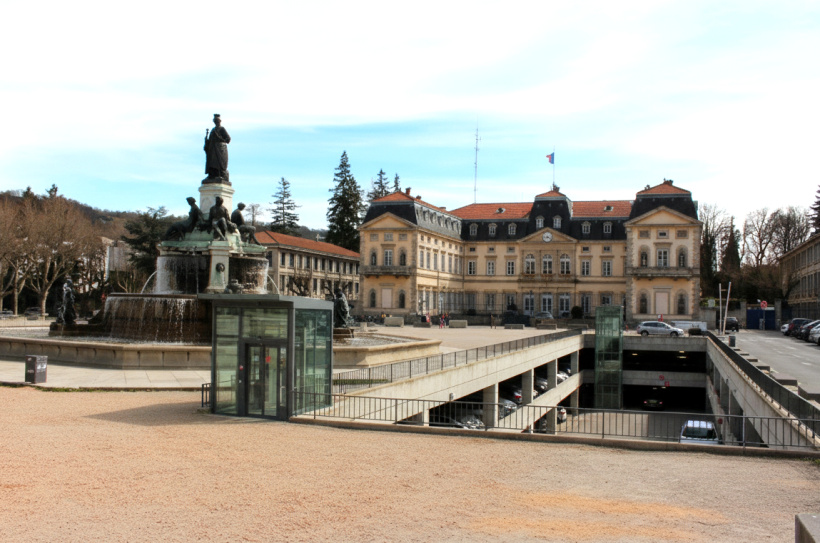 La demande de plus de parking est également un sujet phare au Puy-en-Velay.