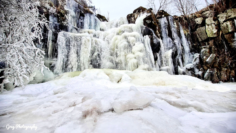 Quand l'hiver écrit des vers d'hiver, des poésies de givre et des sonnets glacés.