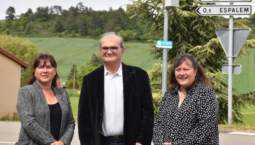 Les élus ont inauguré les systèmes de surveillance et de protection anti voiture bélier.