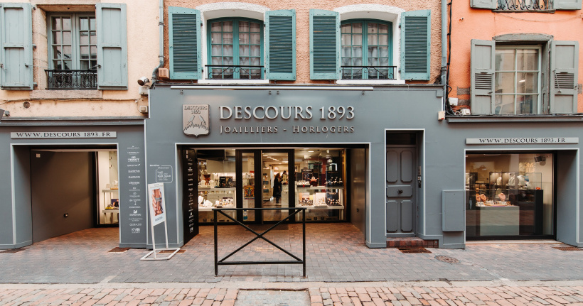 La façade du magasin rue Chaussade au Puy