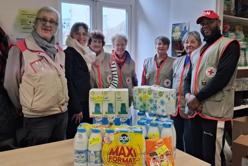 Le lait acheté le lundi 9 février a été remis à la Croix-Rouge du Puy
