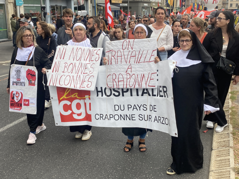 Les soignants, touchés de plein fouet par l'austérité et les sous-effectifs.