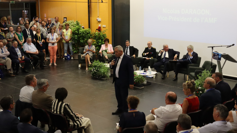 Les maires réclament plus de confiance