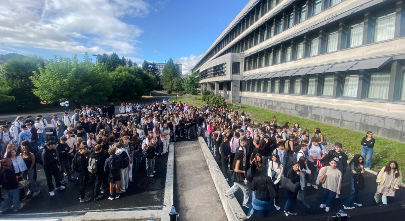 Premier pas des élèves de seconde au lycée Simone Weil