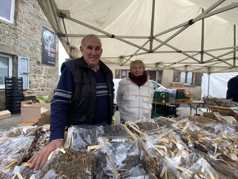 M. Gérard et sa femme présent à la foire depuis 40 ans