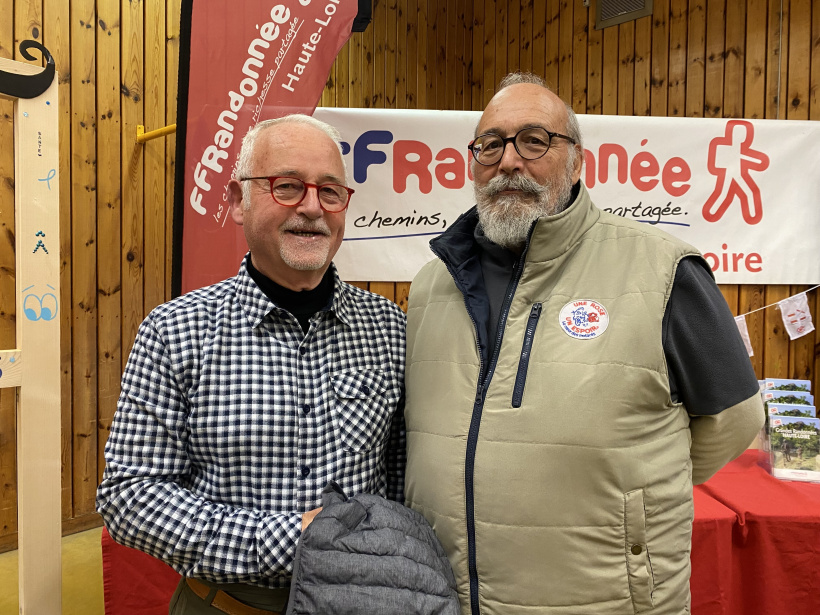 Bernard Verot et Pierre Grolle, président de l'association "une Rose un Espoir"