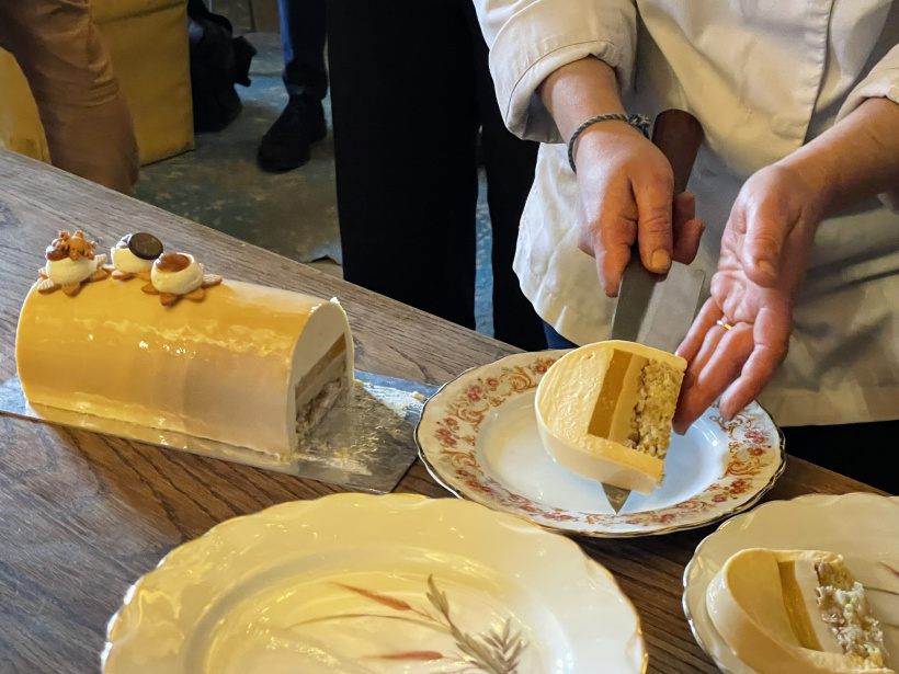 On ne se fait pas prier pour la goûter