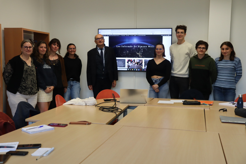 Les journaliste ont reçus l'inspecteur d'académie