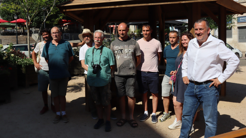 Paysagistes, anciens élus, professeurs et responsables composent le jury
