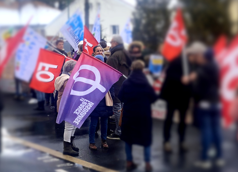 Les Insoumis refusent toutes les suppressions de postes de l'Inspecteur académique. 