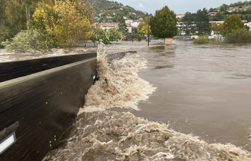 Il y a de fortes probabilités que la passerelle du pont de la Chartreuse soit détruite. 