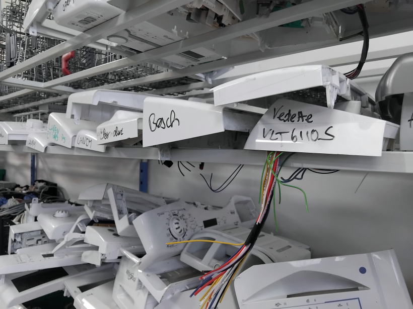 Pièces de machines à laver.