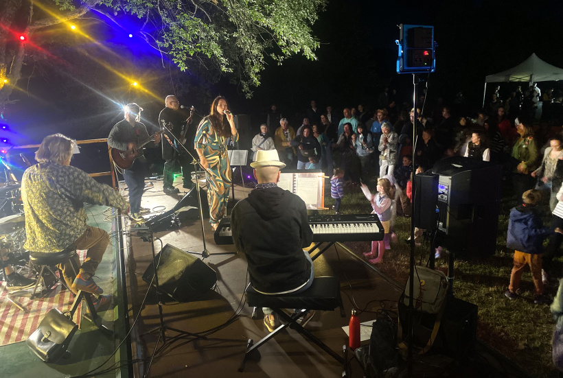 Mah'na et ses musiciens ont offert un super concert au public  