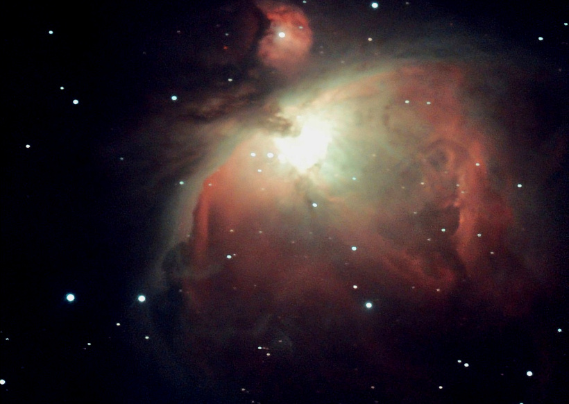 Orion est la nébuleuse la plus intense visible à l'œil nu.